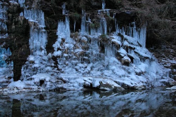 三十槌の氷柱