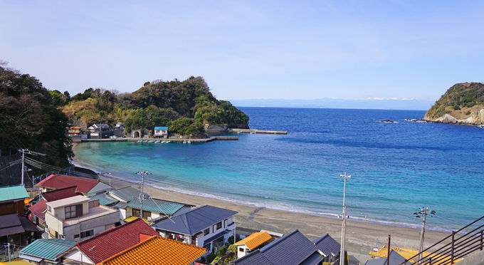 岩地海岸