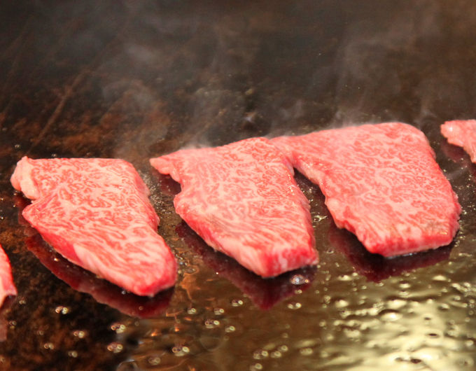 「西館」近江牛ディナービュッフェ９０分食べ放題（特定日限定）