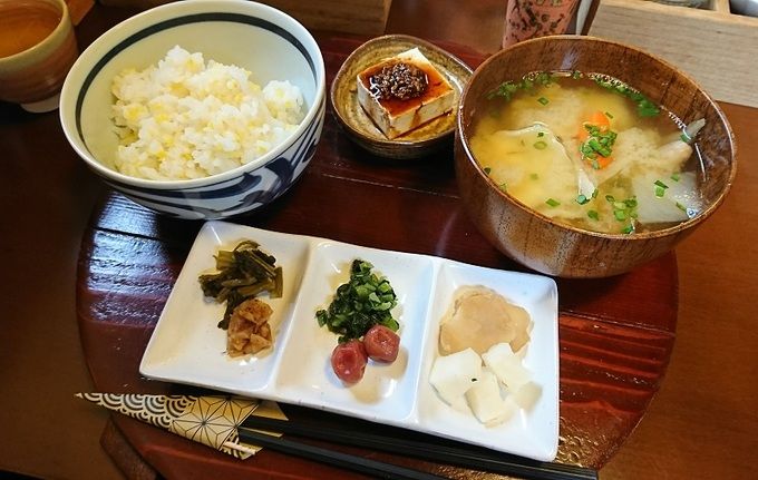 阿蘇のお漬物を楽しむ～とくまる食堂～