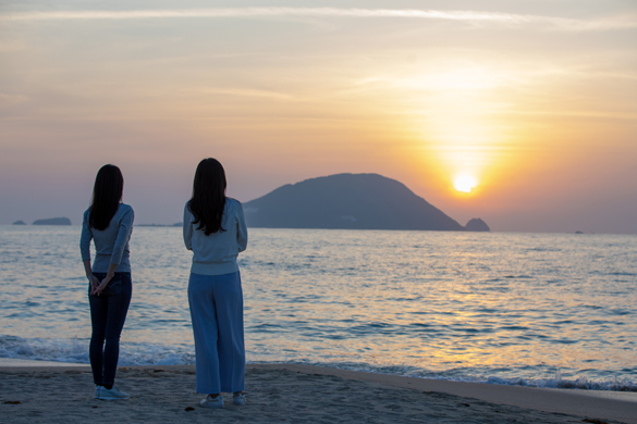 ホテルの目の前はすぐ浜辺！