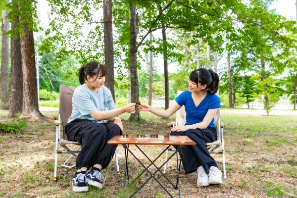 林の中の木陰で【温泉公園】