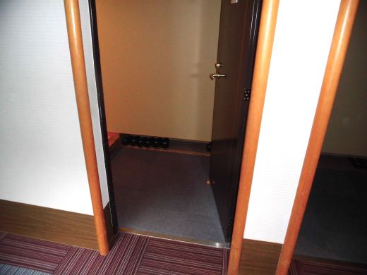 東館　和室10畳トイレ付お風呂なし