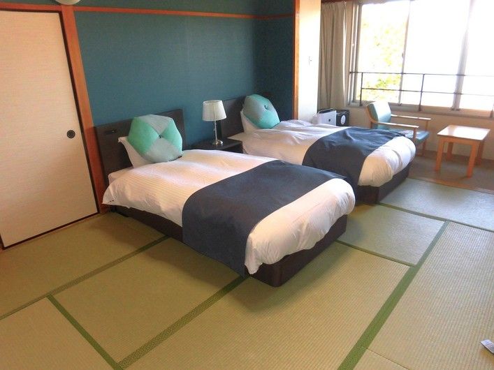 西館　和室ツイン10畳お風呂付