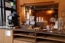 ラウンジ ドリンクコーナー