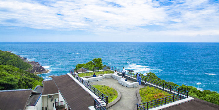 空と海のテラス
