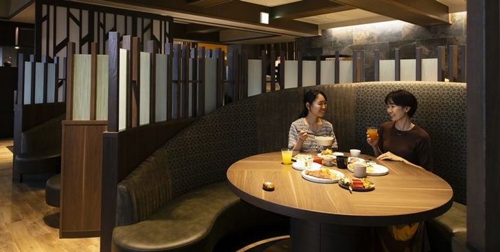 「テラス&ダイニング岩手山」