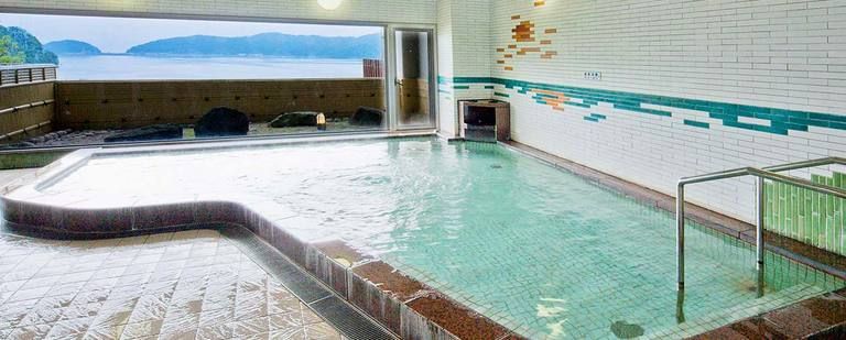 東館　温泉大浴場「宮ヶ浜の湯」