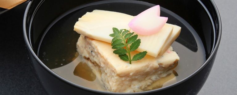 琵琶湖の自然な味わいが魅力「ウロリ(琵琶葦登)」