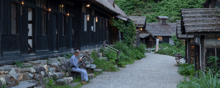 鶴の湯温泉