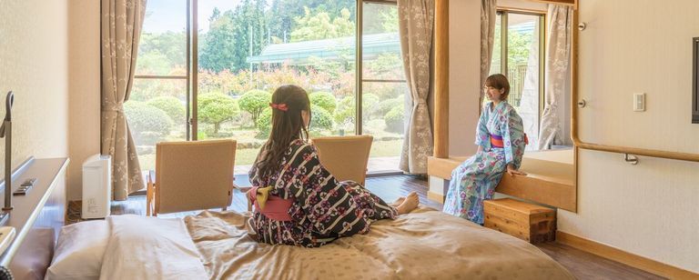 あがの館【ユニバーサルデザイン】和洋室（ツイン+６畳）