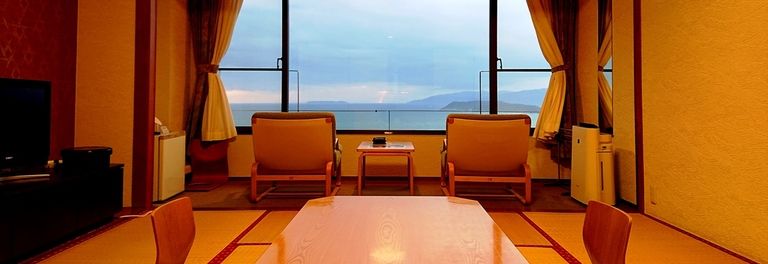 みやま館　和室12畳 バス・トイレ付