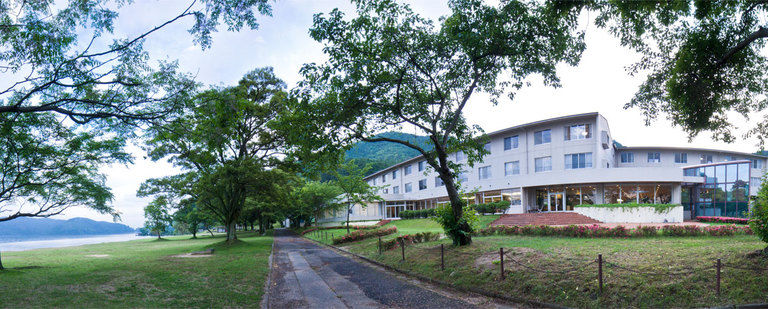 西館
