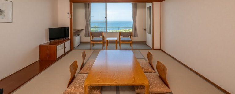 全室オーシャンビュー　和室１０畳
