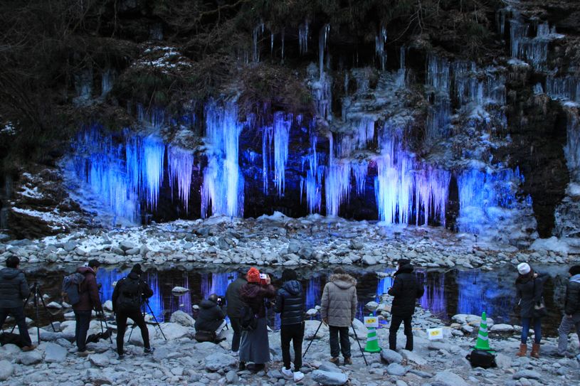 三十槌の氷柱
