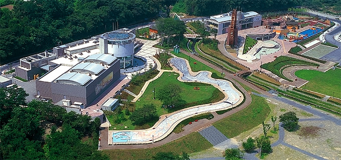 埼玉県立　川の博物館