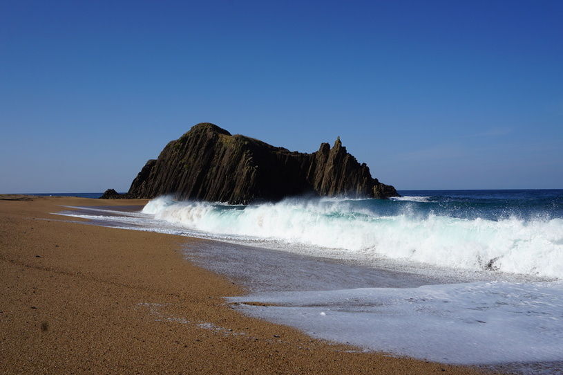 立岩