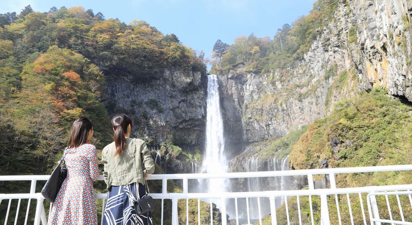 日本三名瀑「華厳の滝」