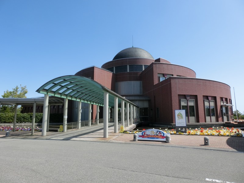 アリス館志賀
