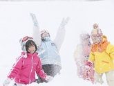 雪にまみれて雪を楽しむ　２