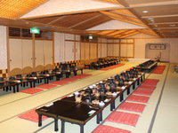 広間 99畳(3分割可27・27・45)