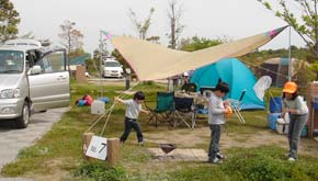 キャンプ場、ビジターセンター周辺