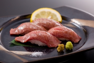 千葉の銘牛『「かずさ和牛」炙り寿司』付き”房総食彩ビュッフェ”プラン