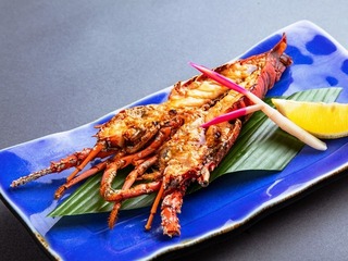 『伊勢海老の鬼殻焼き』付き房総食彩ビュッフェプラン<br>❝香ばしい風味❞と❝プリプリした身の甘み❞が引き立ちます