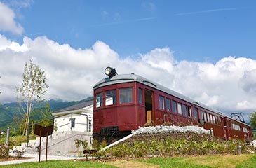安曇野ちひろ公園 トットちゃん広場