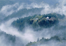 雲の寺／城田　祥男