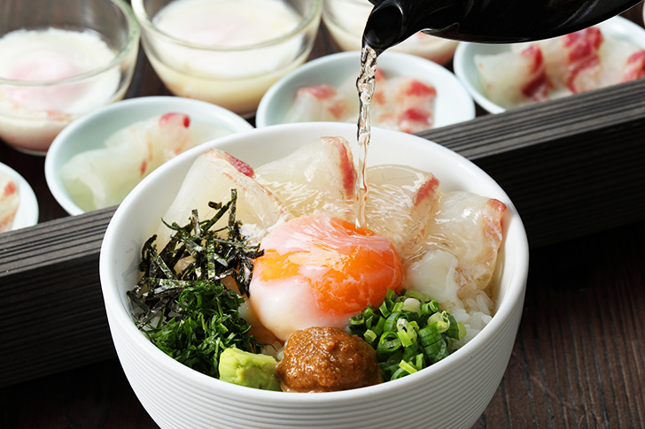温たまらん鯛どん/黒だし茶漬け