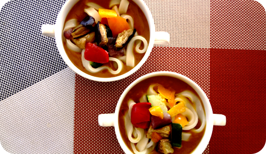 写真:美味しい組み合せ「カレーきしめん」